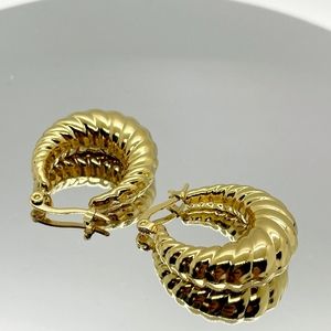 18k Gold Plated Croissant Hoop Earrings/Cute Hoops